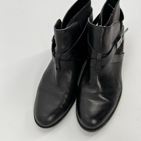 French Connection Yuri black leather boots shoes size 38.5/7.5 NWOT - Picture 3 of 15